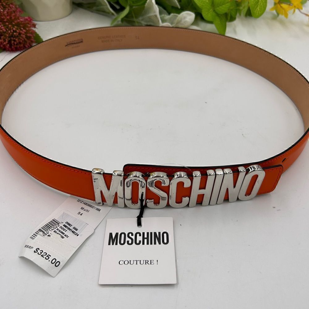 Moschino couture leather belt size 54 cm made in Milan Italy